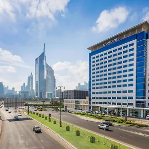 Отель Novotel World Trade Centre, Дубай
